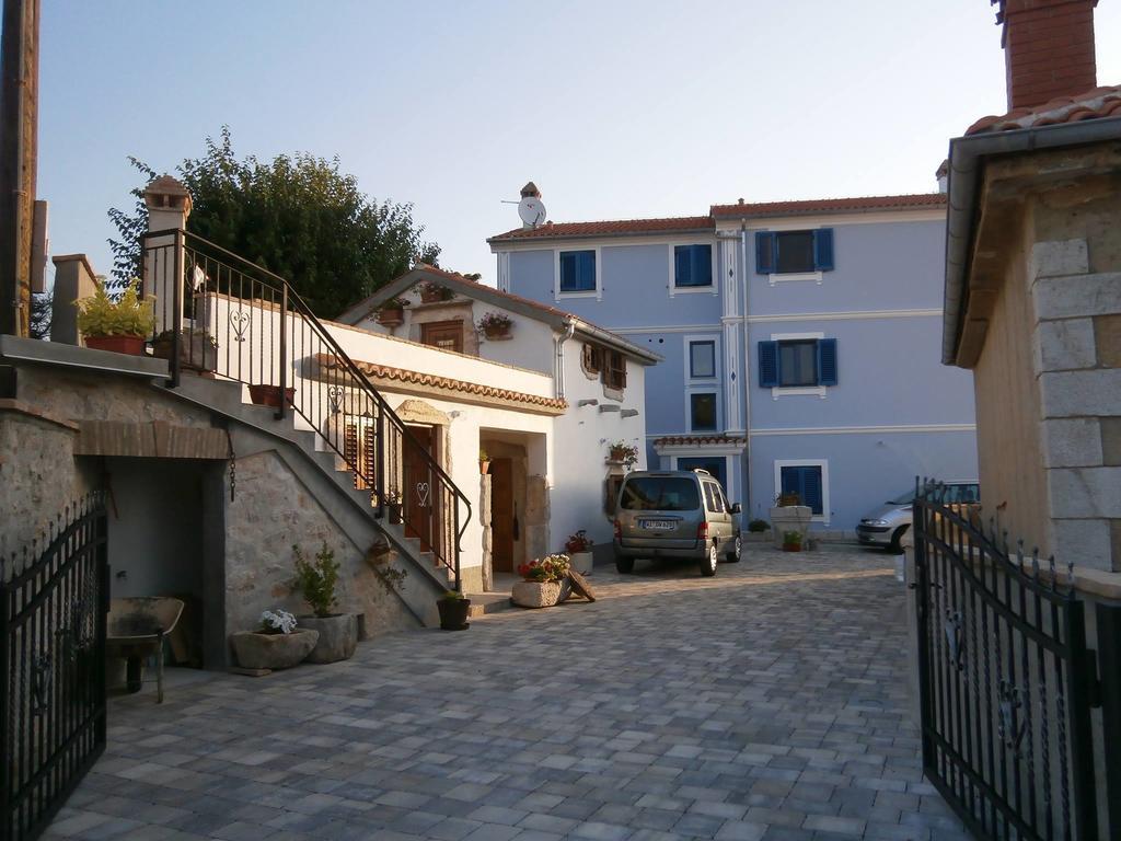 Apartments Crncic Šilo Exterior foto