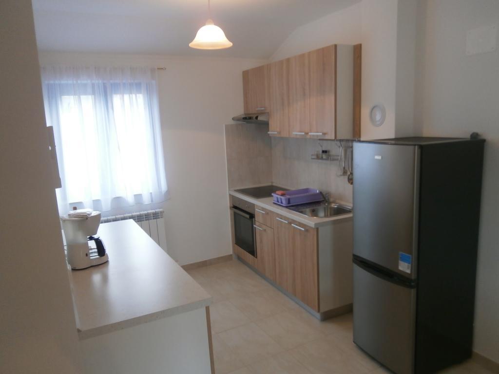 Apartments Crncic Šilo Habitación foto