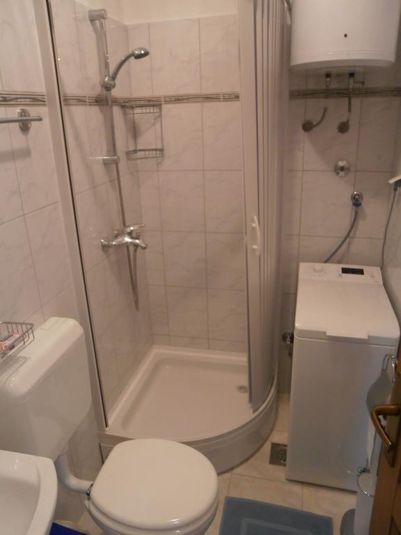 Apartments Crncic Šilo Habitación foto